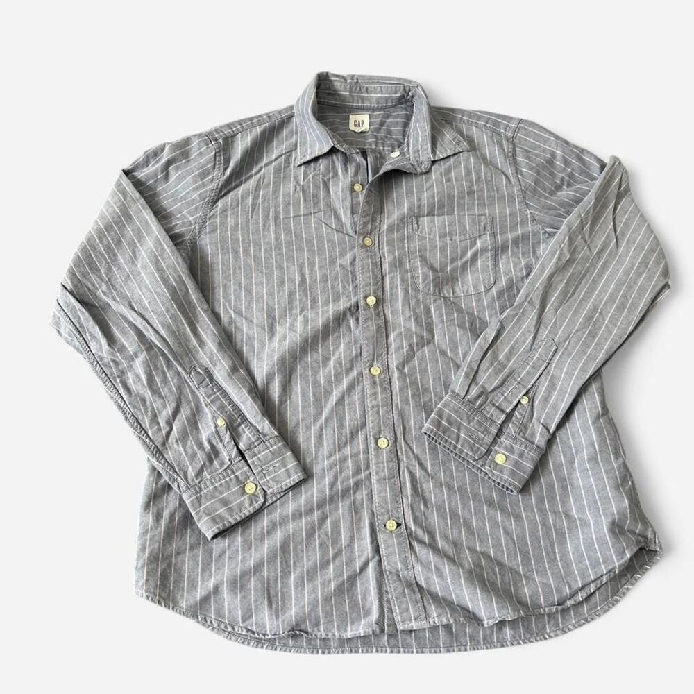 Men's Gap Button Up Shirt